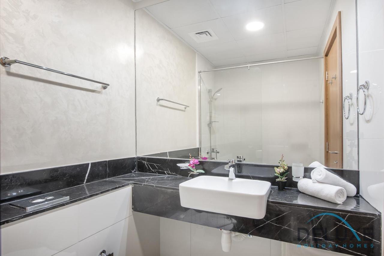 Intimate Studio At Millennium Binghatti Residence Business Bay By Deluxe Holiday Homes 迪拜 外观 照片